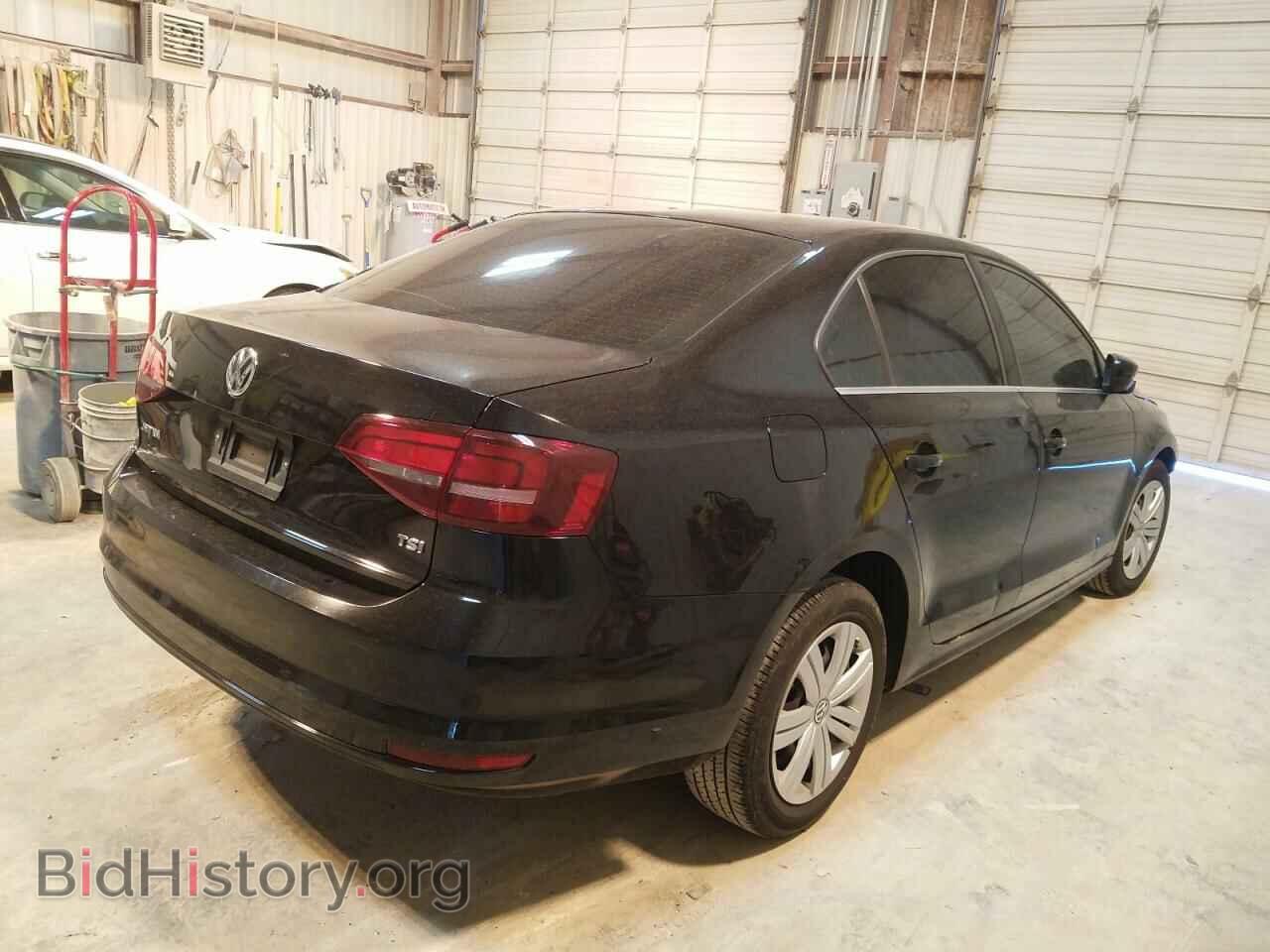 2017 VOLKSWAGEN JETTA - VIN: 3VW2B7AJ3HM297466 - Фото 4