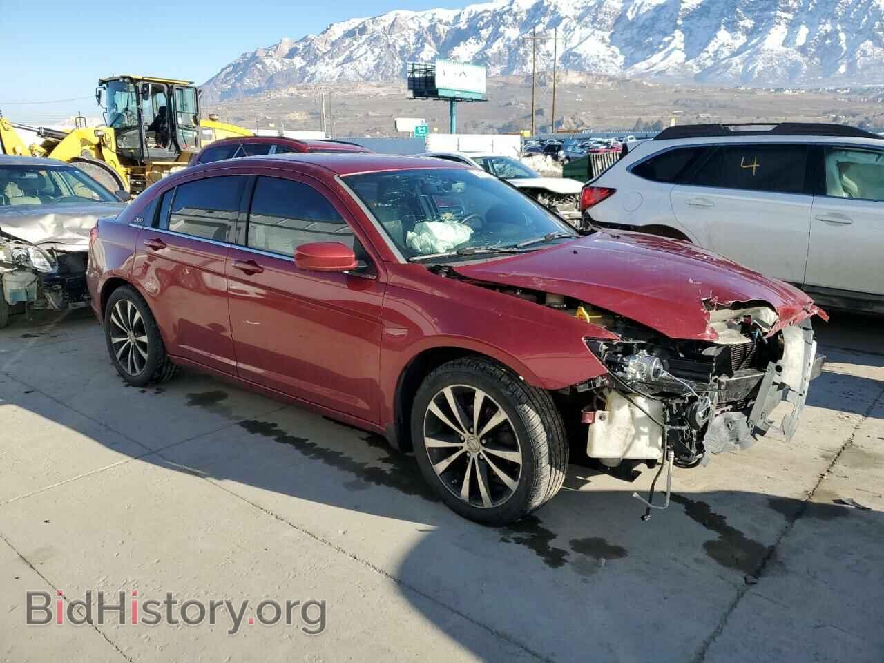 2013 CHRYSLER 200 - VIN: 1C3CCBCG0DN578301 - Photo 4