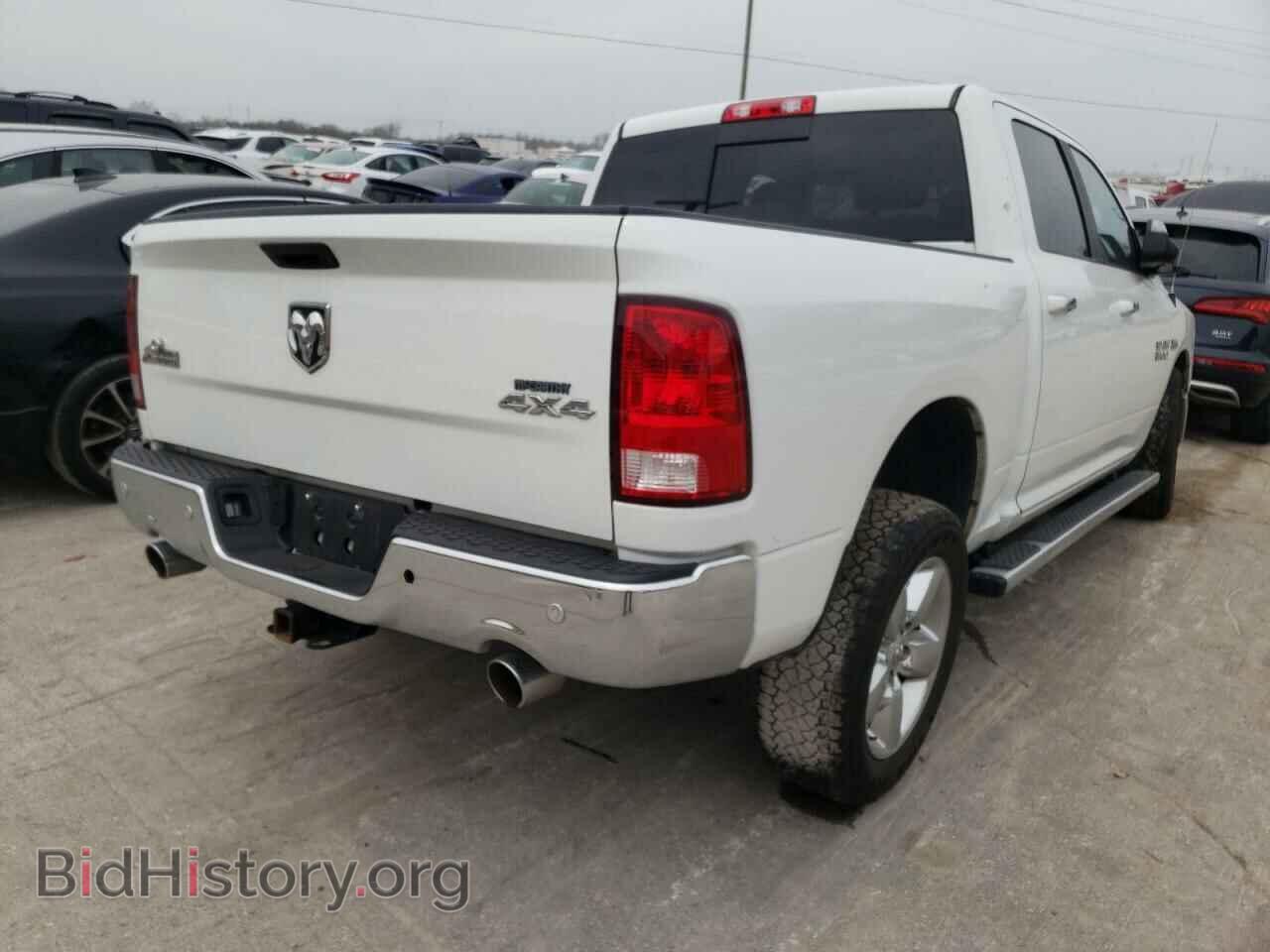 2017 RAM 1500 - VIN: 3C6RR7LT8HG524037 - Фото 4