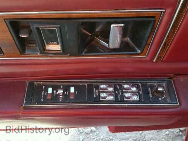 1993 CADILLAC DEVILLE - VIN: 1G6CD53B0P4315771 - Photo 10