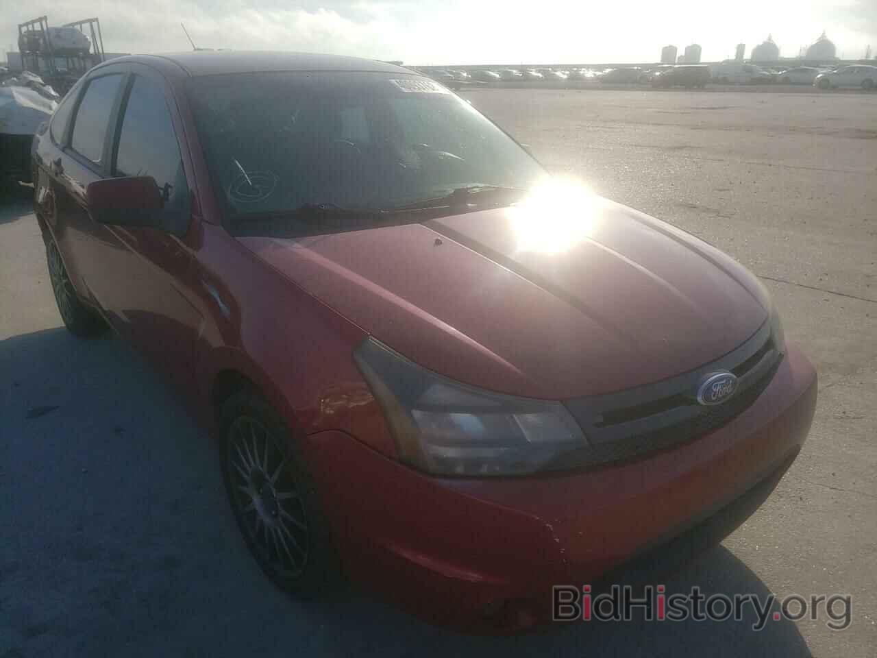 Photo 1FAHP3GN3AW218634 - FORD FOCUS 2010