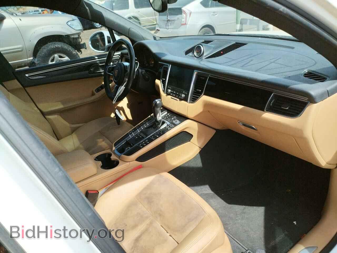 2017 PORSCHE MACAN - VIN: WP1AA2A53HLB01677 - Photo 5