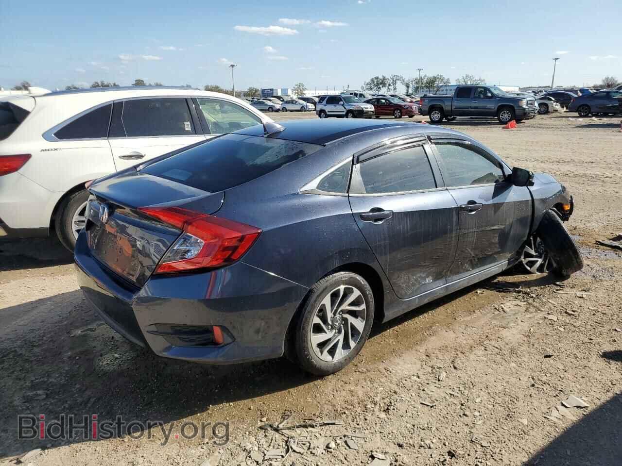 2017 HONDA CIVIC - VIN: 19XFC2F74HE045995 - Фото 3