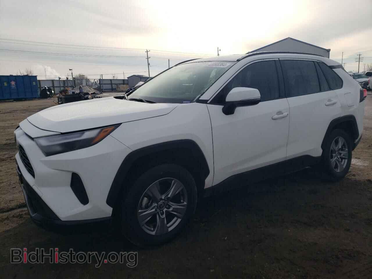 Photo JTMP1RFV4PD093417 - TOYOTA RAV4 2023