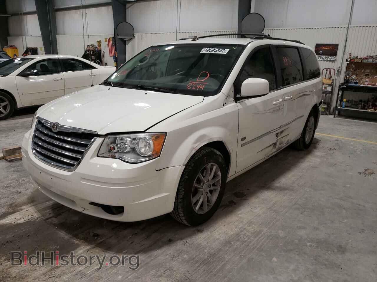 2009 CHRYSLER MINIVAN - VIN: 2A8HR54159R648244 - Фото 2