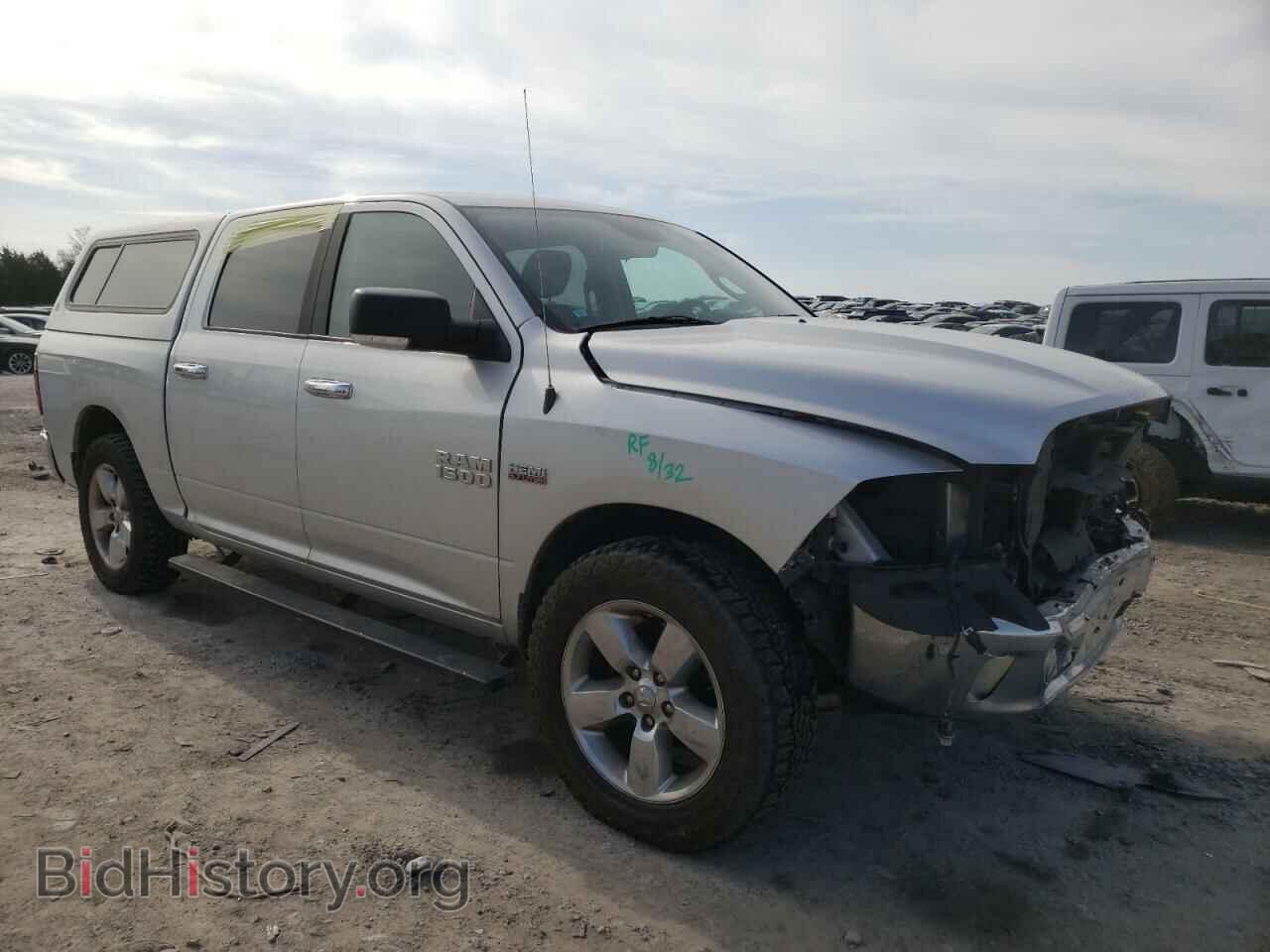 2017 RAM 1500 - VIN: 1C6RR7LT2HS835018 - Photo 4