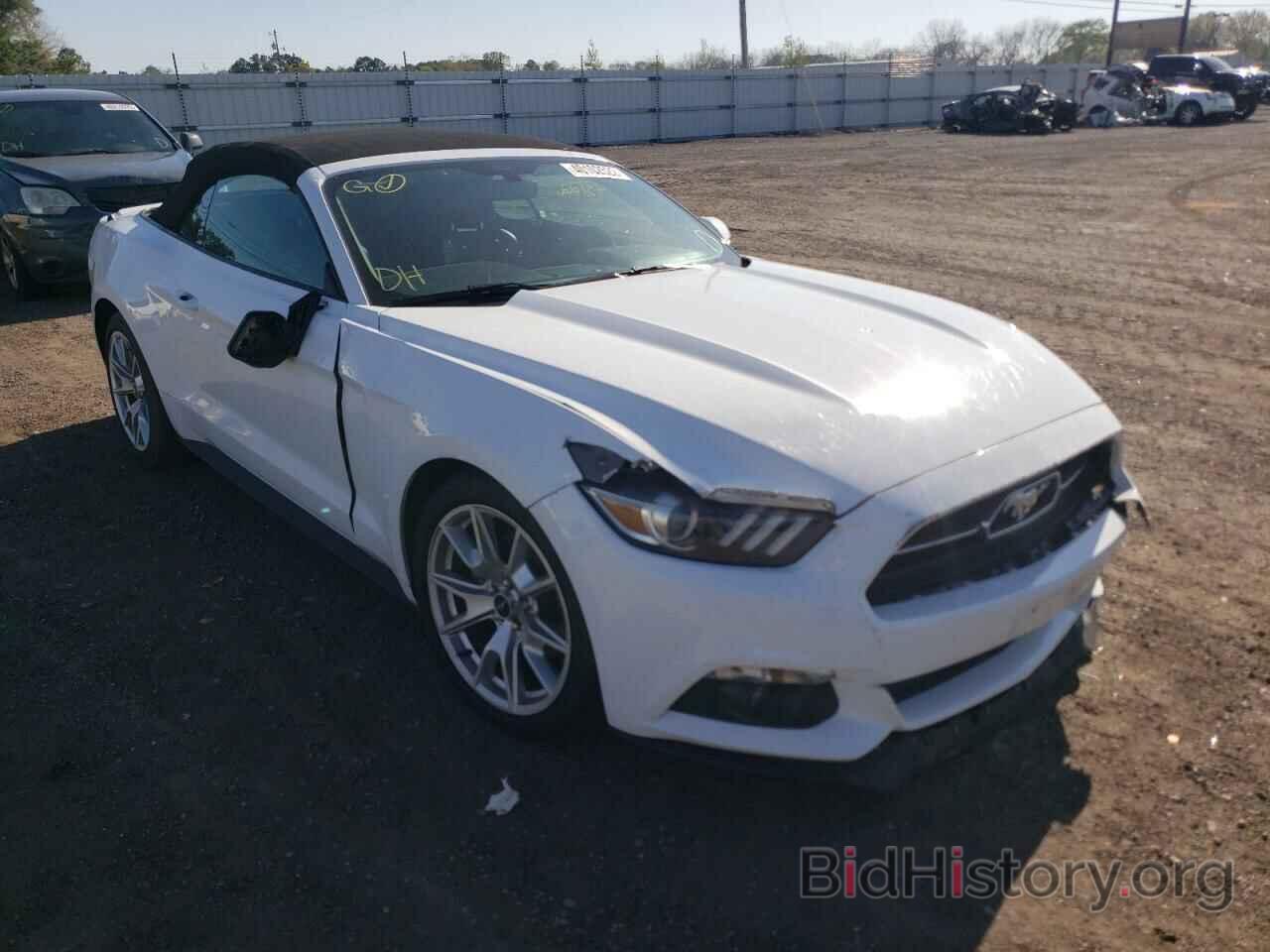 Photo 1FATP8UH2F5367314 - FORD MUSTANG 2015