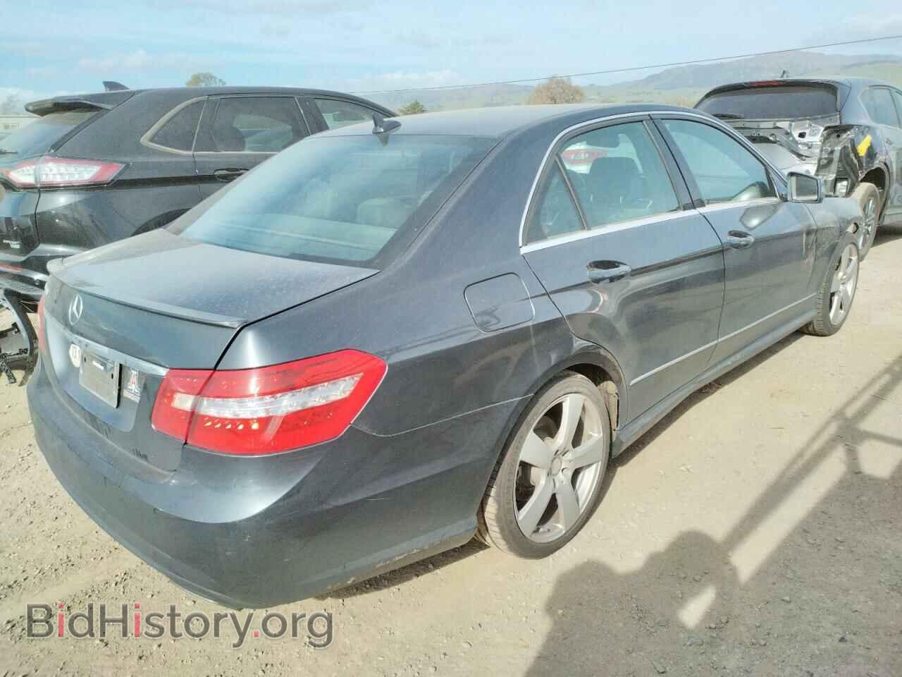 2012 MERCEDES-BENZ E-CLASS - VIN: WDDHF5KB0CA659438 - Фото 3