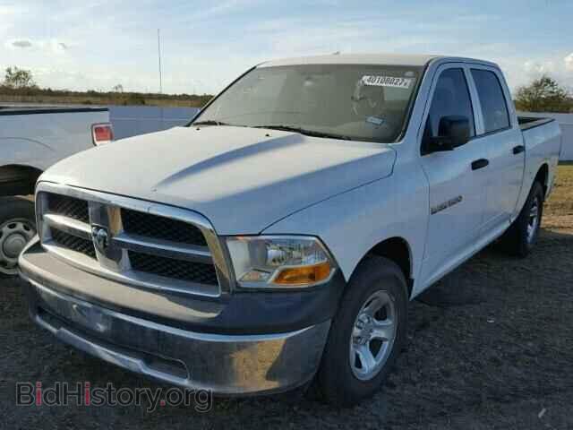 2011 DODGE RAM 1500 - VIN: 1D7RB1CP5BS615916 - Фото 2