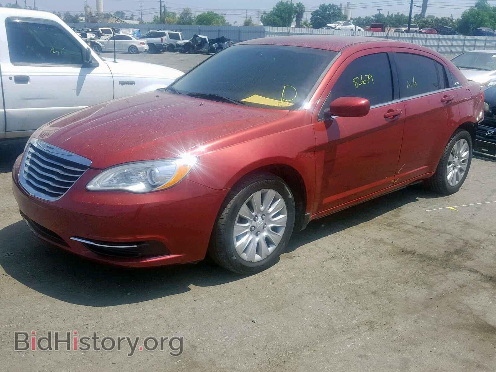 2014 CHRYSLER 200 - VIN: 1C3CCBAB7EN124698 - Photo 2