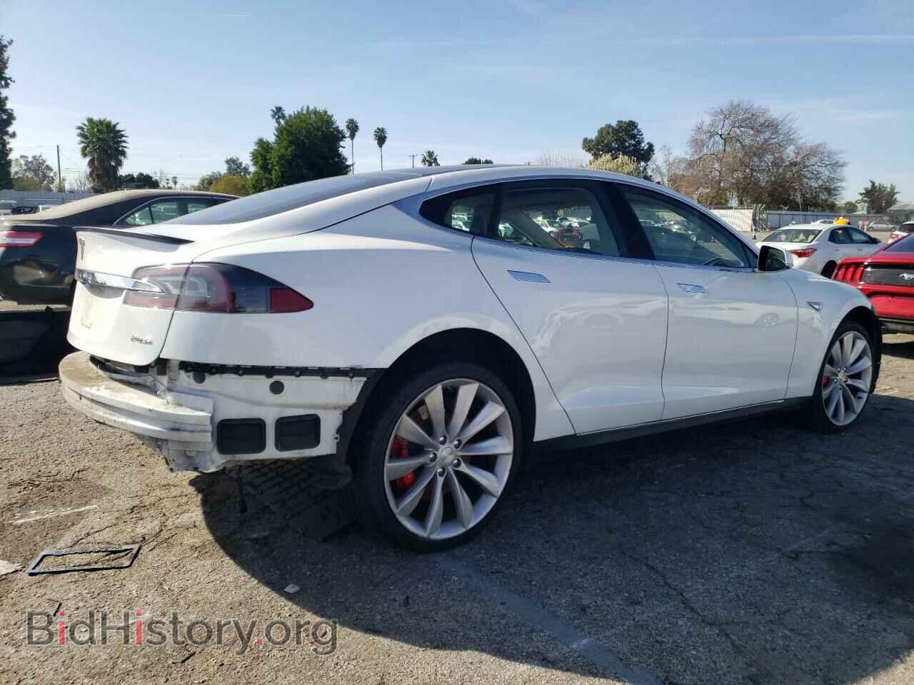 2014 TESLA MODEL S - VIN: 5YJSA1H10EFP48006 - Фото 3