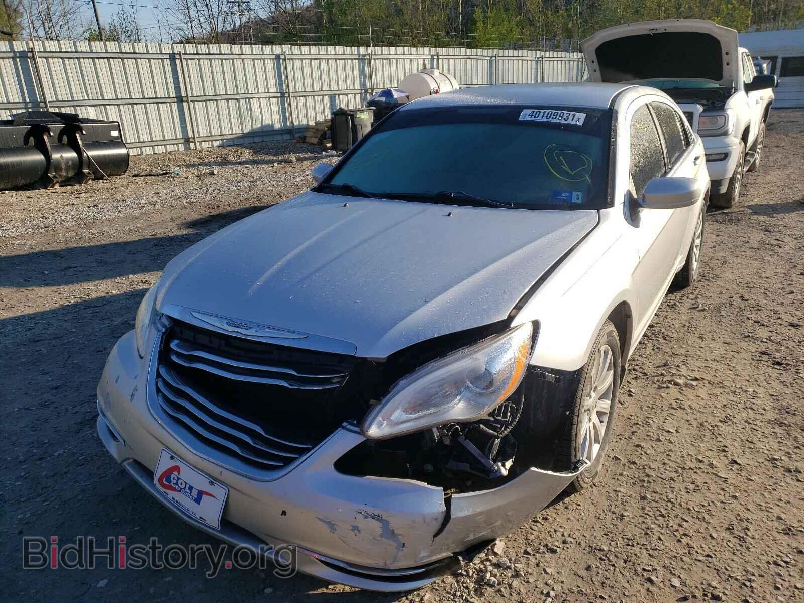2011 CHRYSLER 200 - VIN: 1C3BC1FB6BN566009 - Фото 2