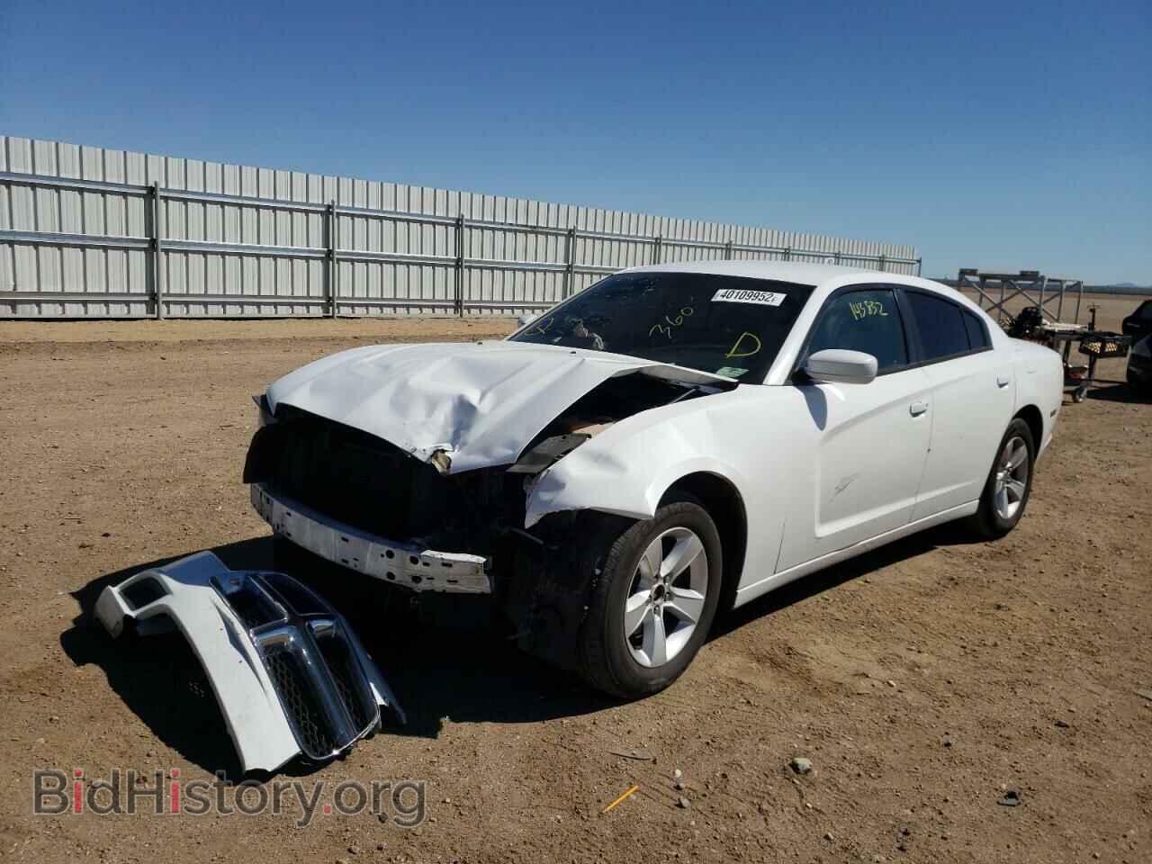 2011 DODGE CHARGER - VIN: 2B3CL3CG7BH607673 - Фото 2