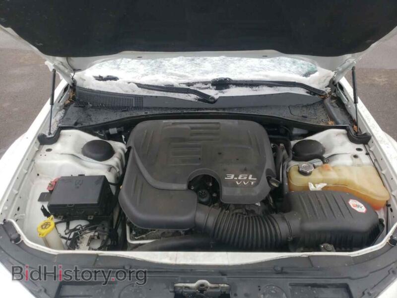 2016 Chrysler 300 (VIN 2C3CCAGG7GH100264) — фото 7 из 10