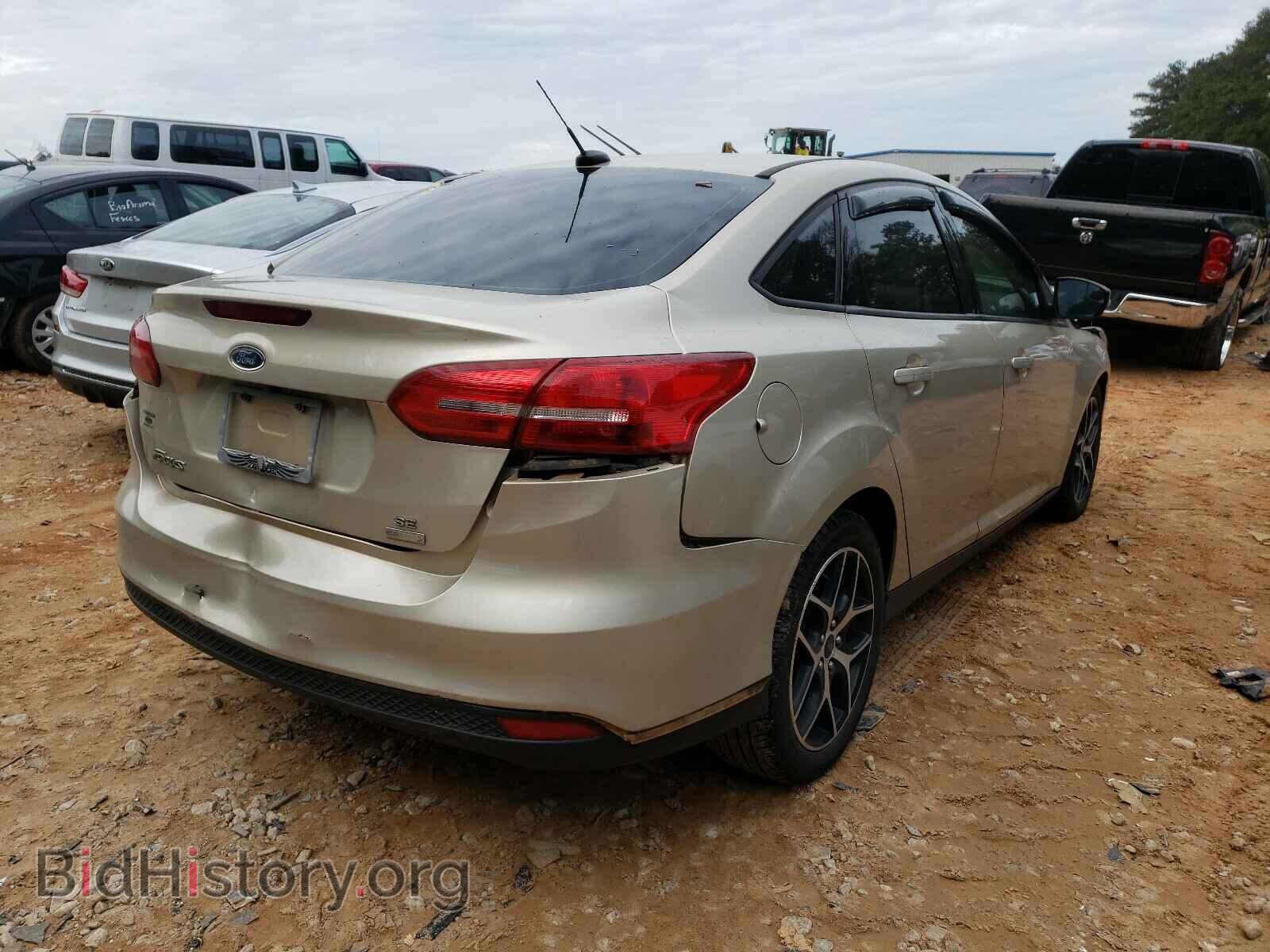 2017 FORD FOCUS - VIN: 1FADP3FE9HL294046 - Photo 4