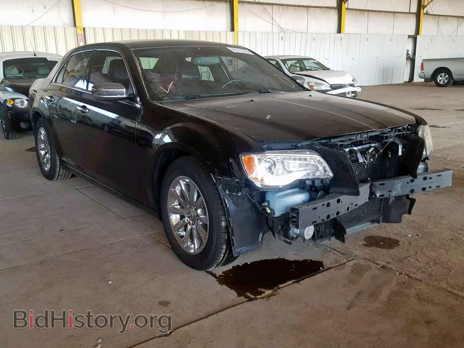 Фотография 2C3CCACG7CH277526 - CHRYSLER 300 2012