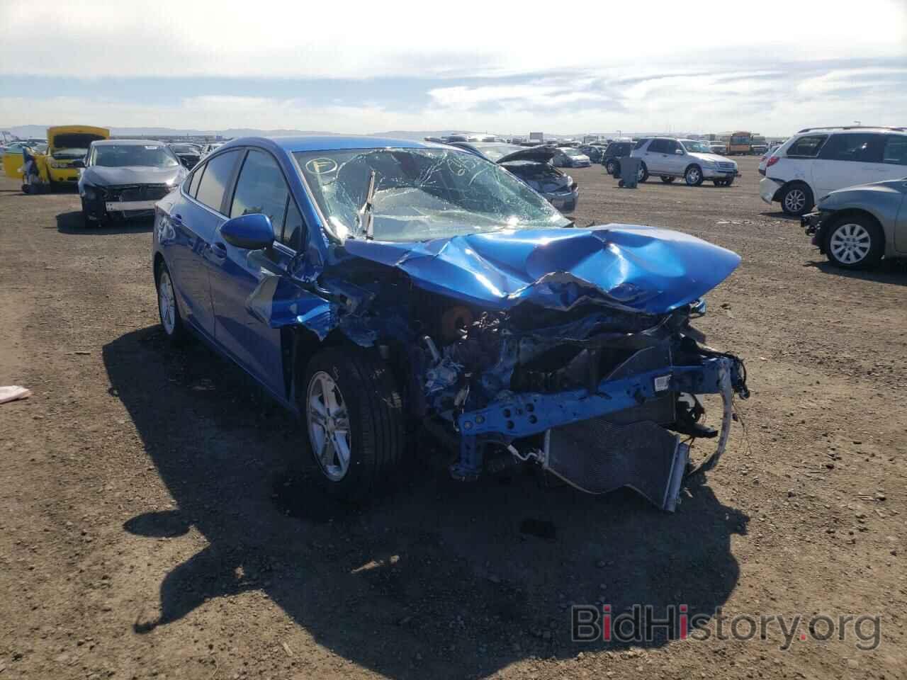 Photo 1G1BE5SMXH7266452 - CHEVROLET CRUZE 2017