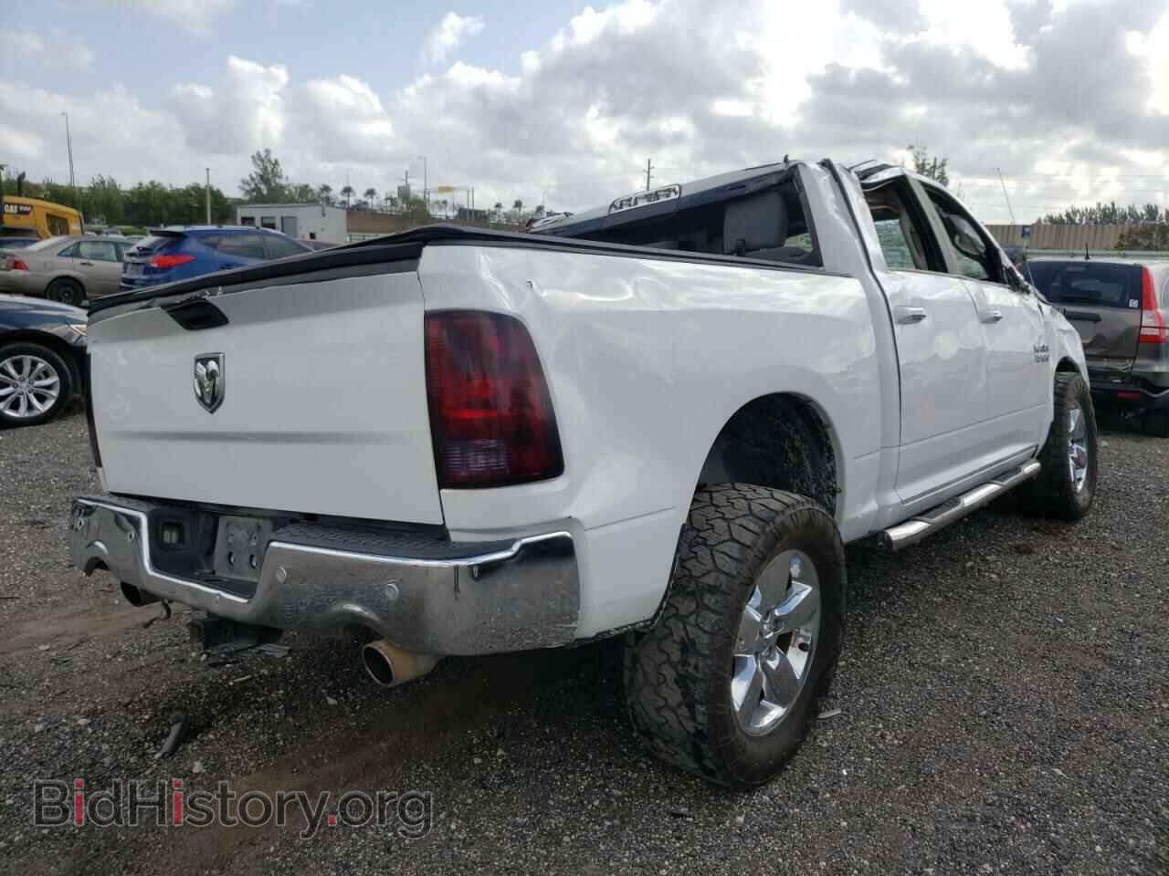 2017 RAM 1500 - VIN: 1C6RR6LT2HS761142 - Photo 4