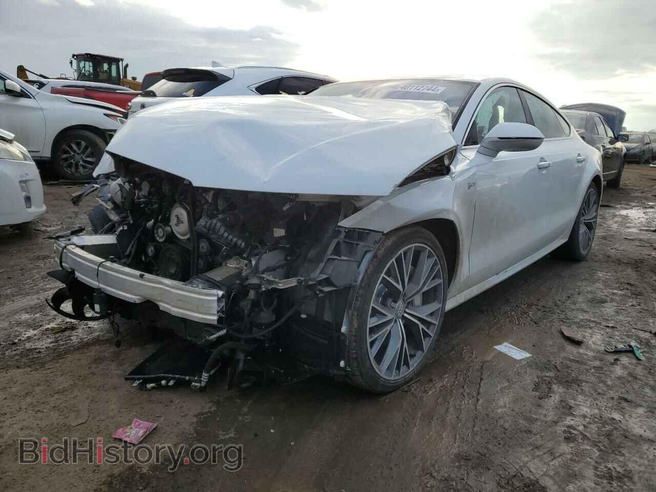 Photo WAUWGAFC3GN166875 - AUDI A7 2016