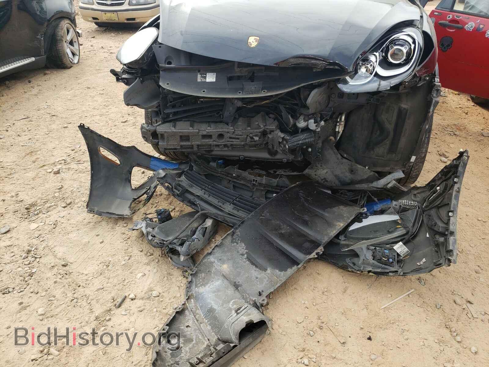 2016 PORSCHE CAYENNE - VIN: WP1AA2A22GLA03681 - Photo 9