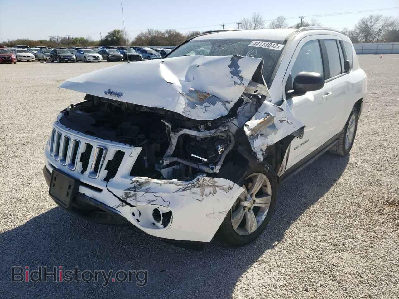 2011 JEEP COMPASS - VIN: 1J4NT1FB7BD192096 - Photo 2
