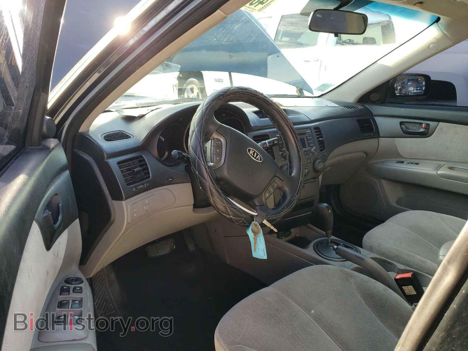 2009 KIA OPTIMA - VIN: KNAGE228295365548 - Фото 9