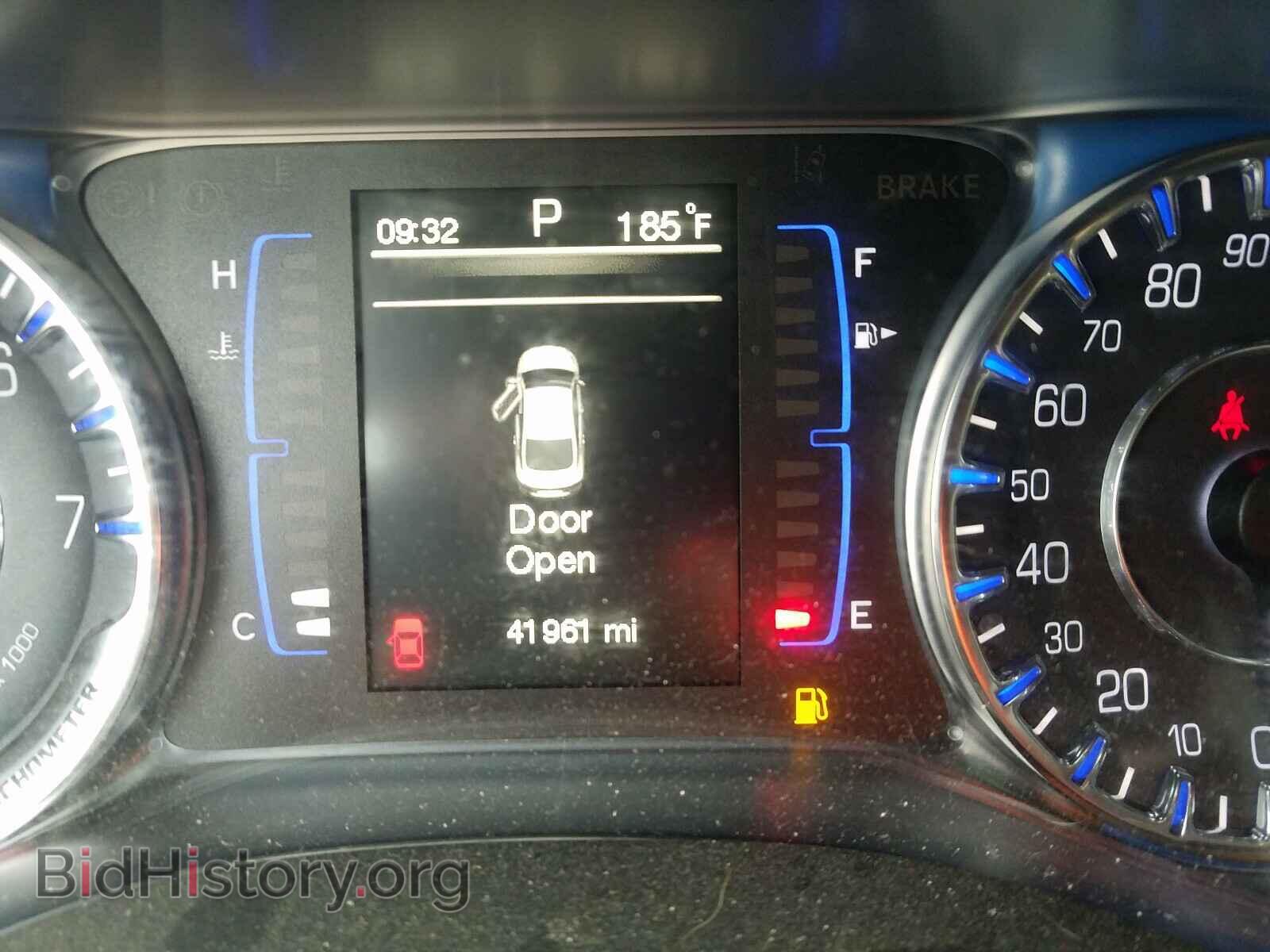 2015 CHRYSLER 200 - VIN: 1C3CCCAB5FN651484 - Фото 8