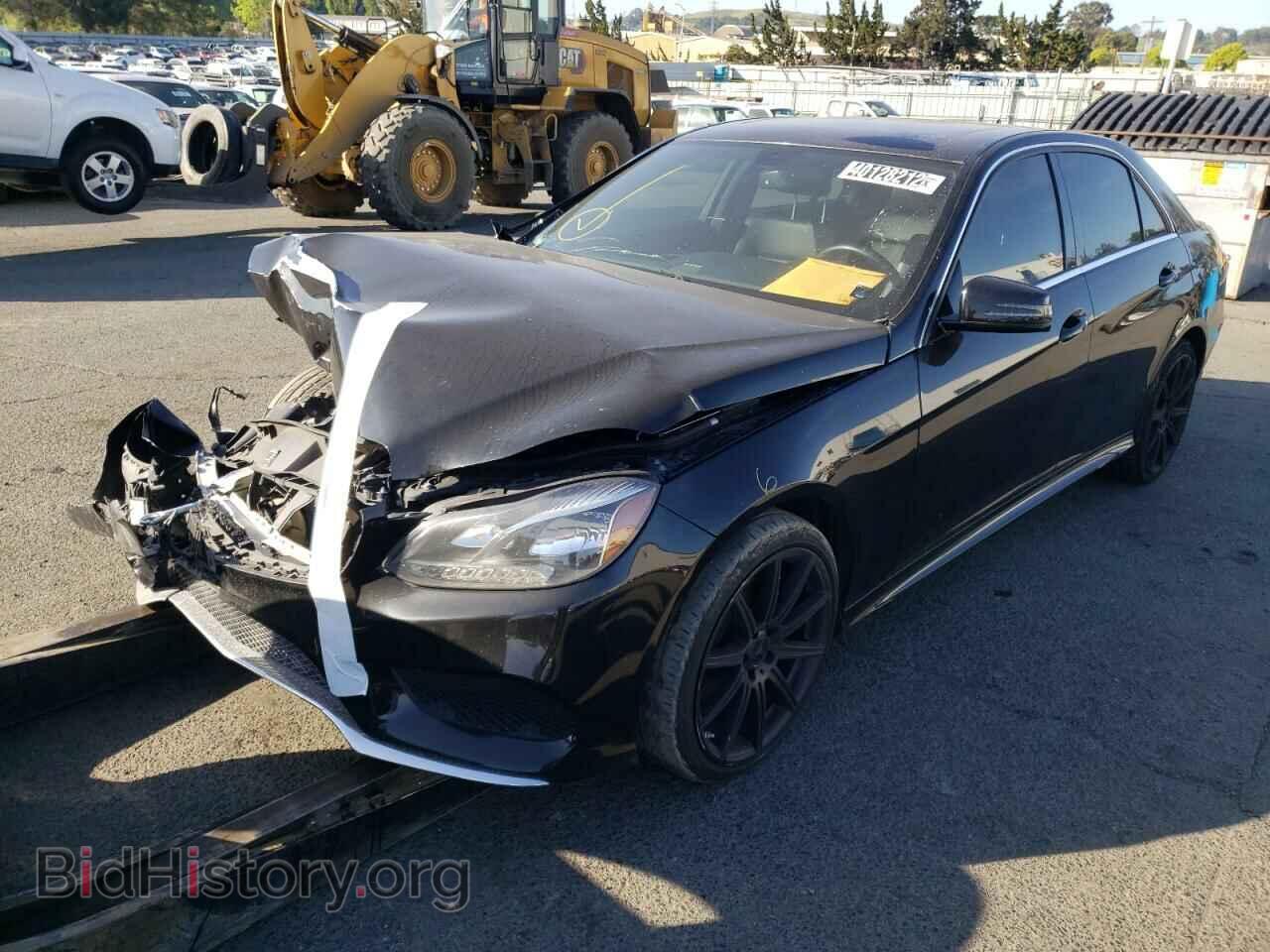 2014 MERCEDES-BENZ E-CLASS - VIN: WDDHF5KB4EA802491 - Photo 2