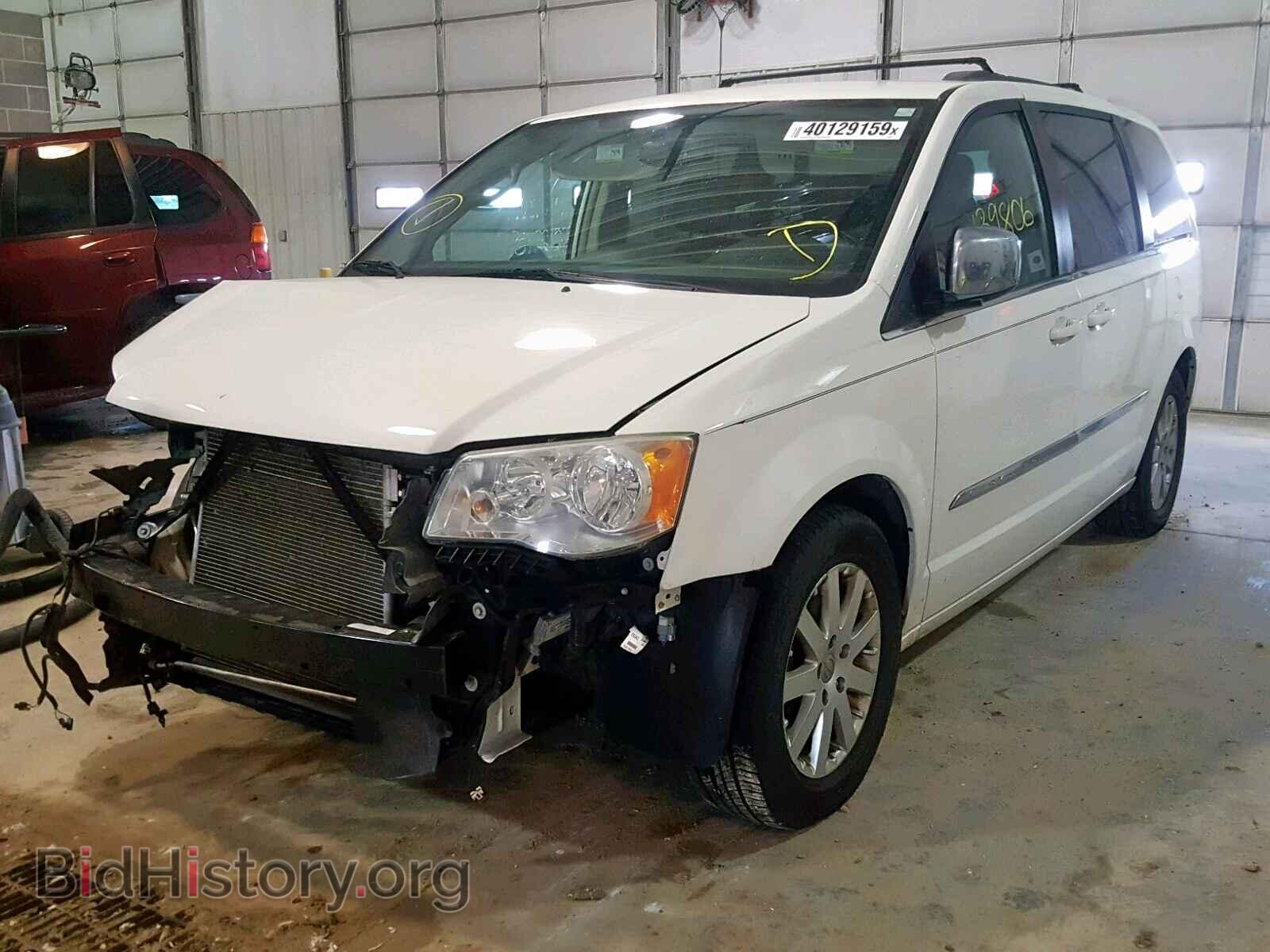 2011 CHRYSLER TOWN & COU - VIN: 2A4RR8DG7BR745253 - Фото 2