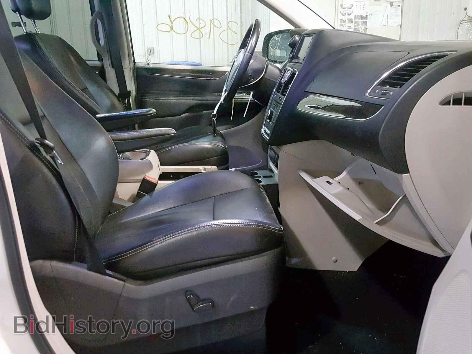 2011 CHRYSLER TOWN & COU - VIN: 2A4RR8DG7BR745253 - Фото 5