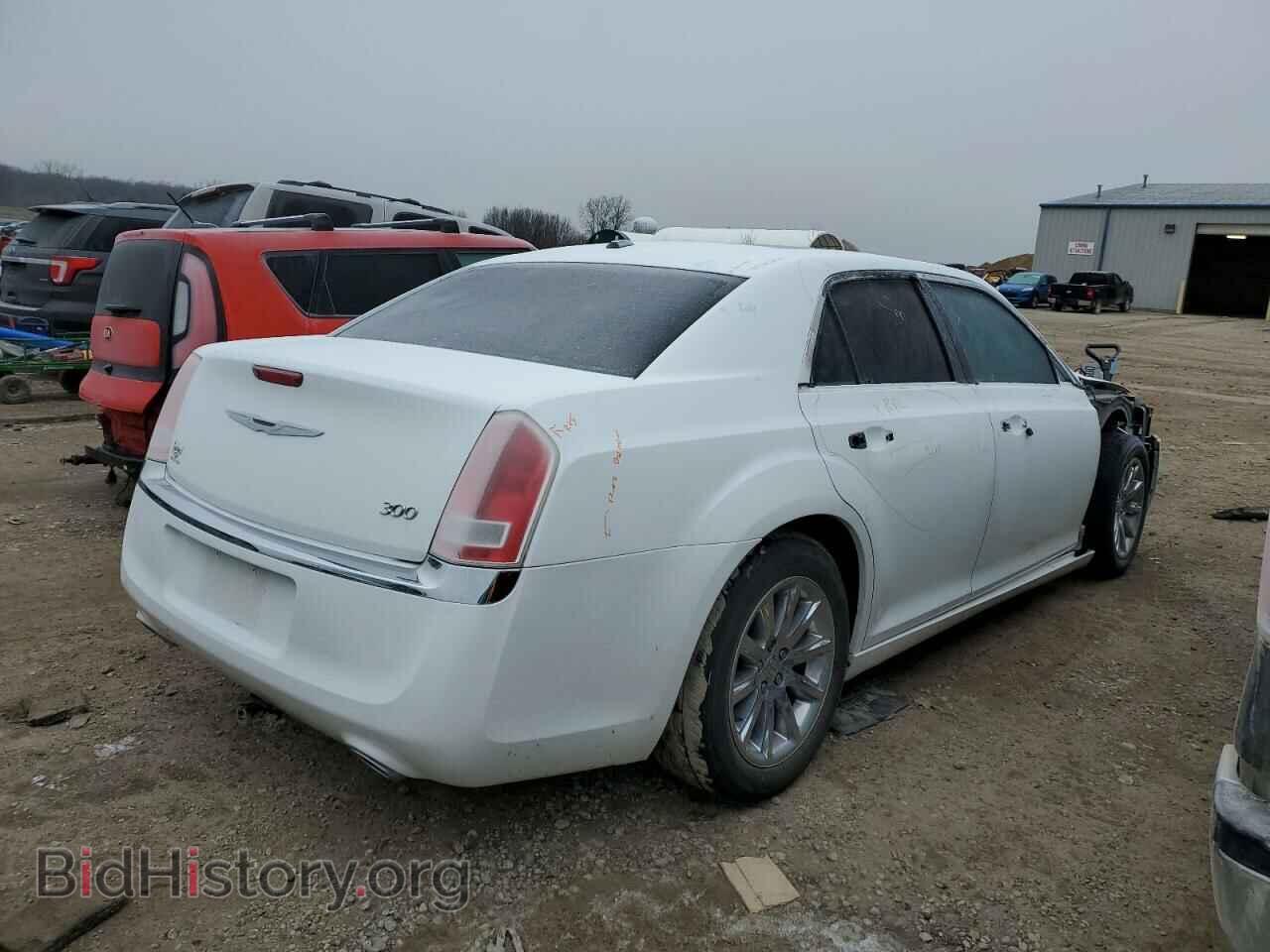 2012 CHRYSLER 300 - VIN: 2C3CCACG0CH242066 - Фото 3