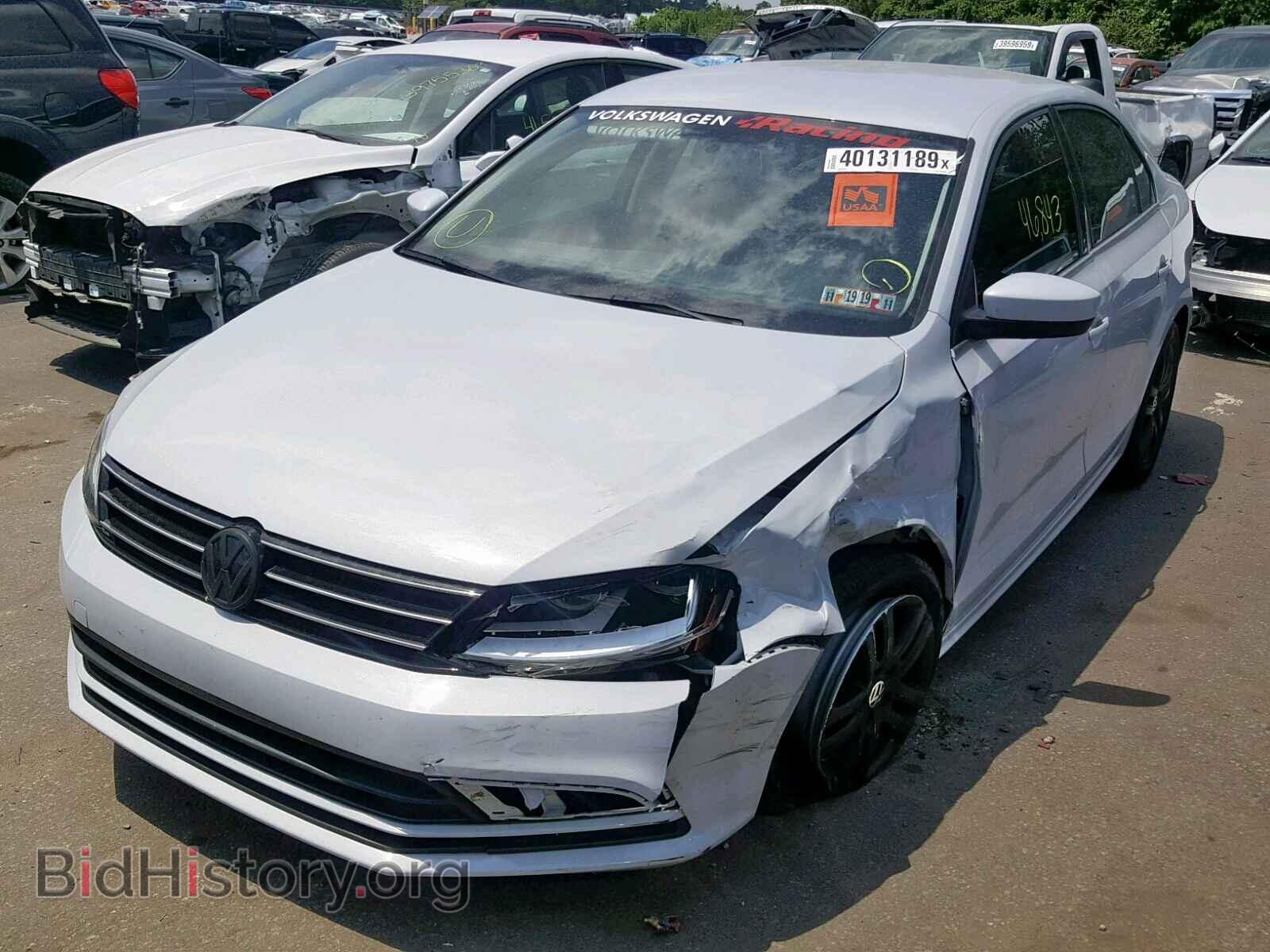 2017 VOLKSWAGEN JETTA - VIN: 3VW2B7AJ2HM235900 - Фото 2