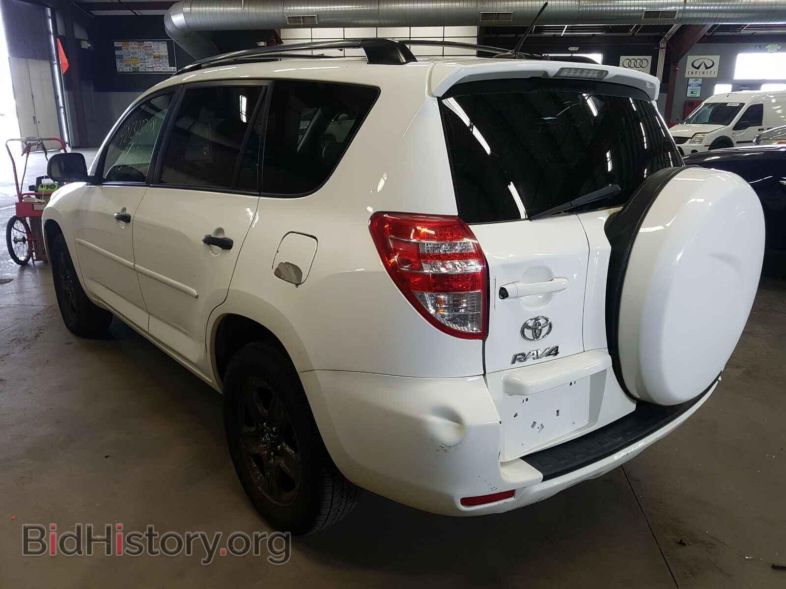 2011 TOYOTA RAV4 - VIN: 2T3BF4DV2BW087824 - Фото 3