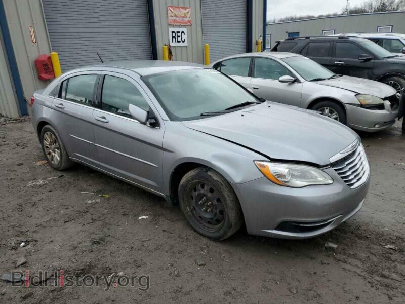 2013 Chrysler 200 (VIN 1C3CCBAB5DN635602) — photo 4 of 12
