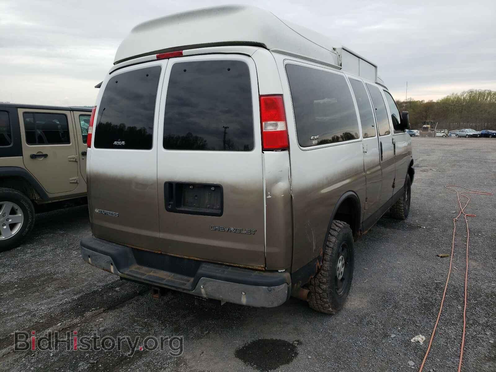 2006 CHEVROLET EXPRESS - VIN: 1GBFH15T061149558 - Фото 4