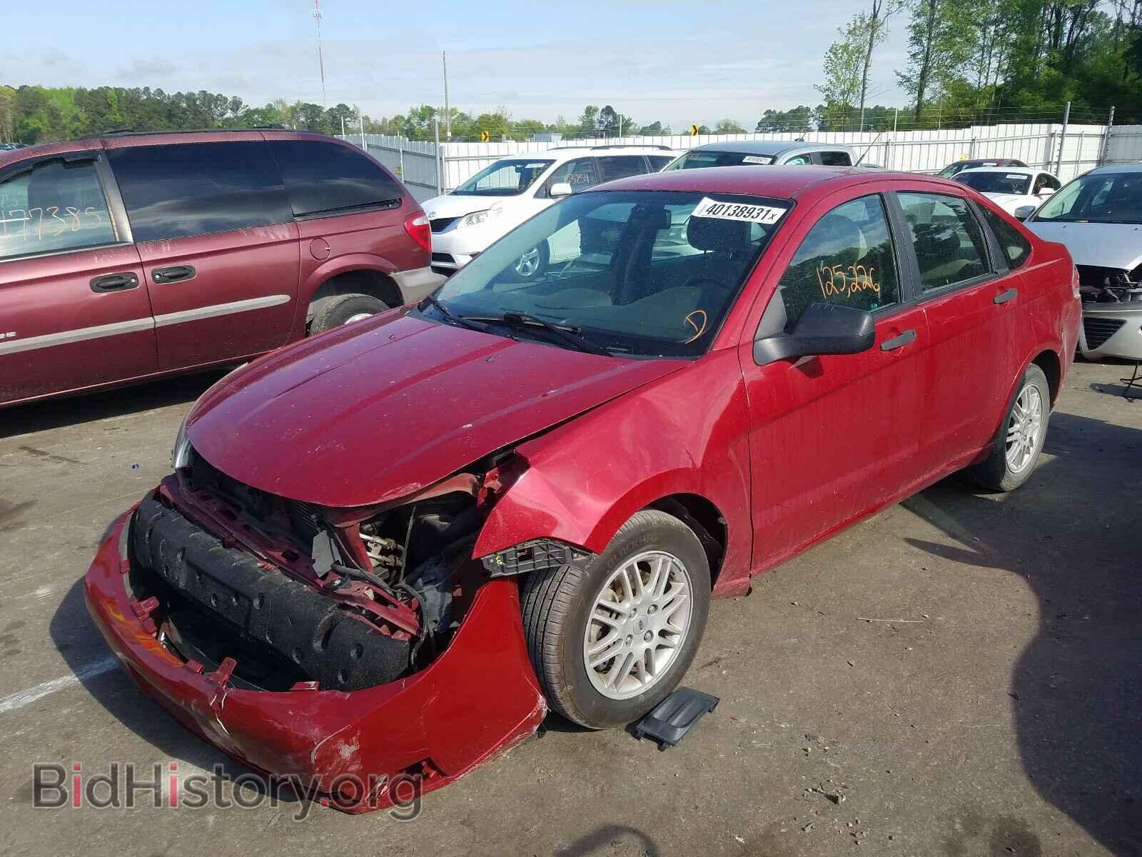 2011 FORD FOCUS - VIN: 1FAHP3FN3BW141671 - Фото 2