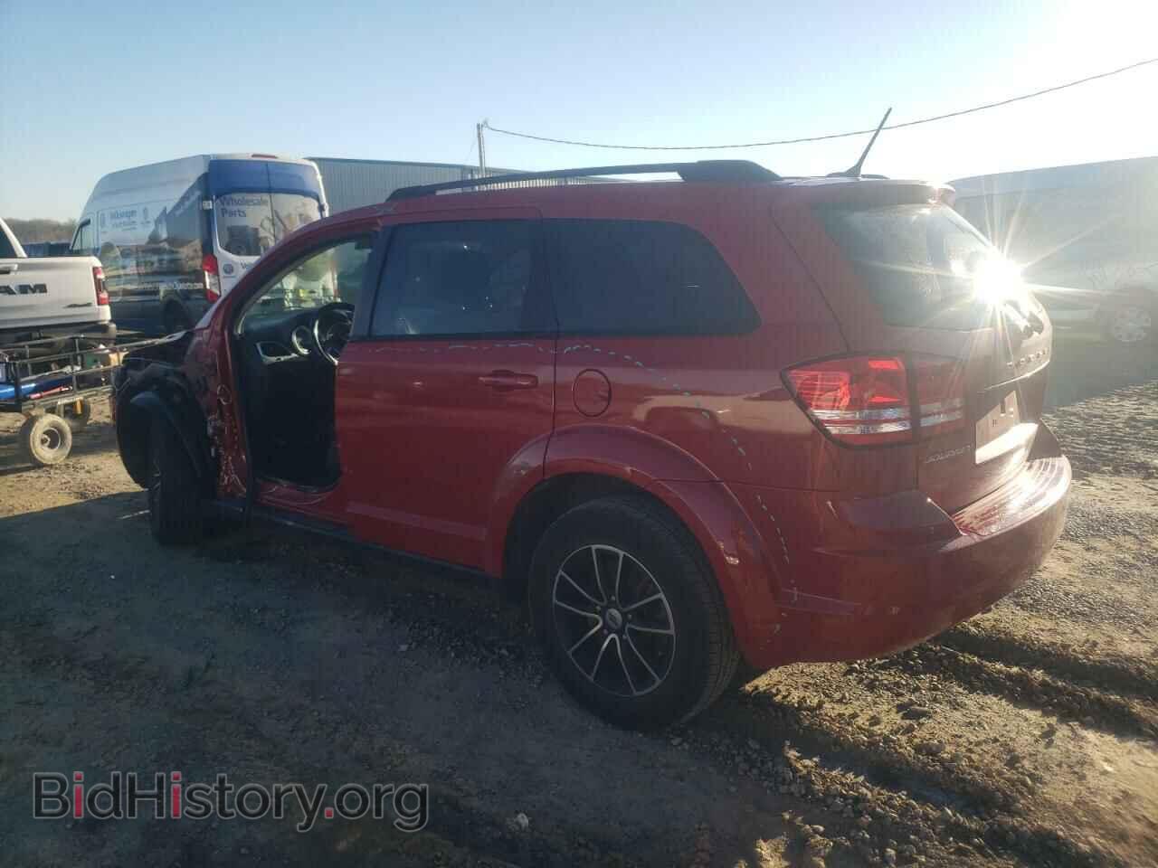 2018 DODGE JOURNEY - VIN: 3C4PDCAB2JT167047 - Фото 2