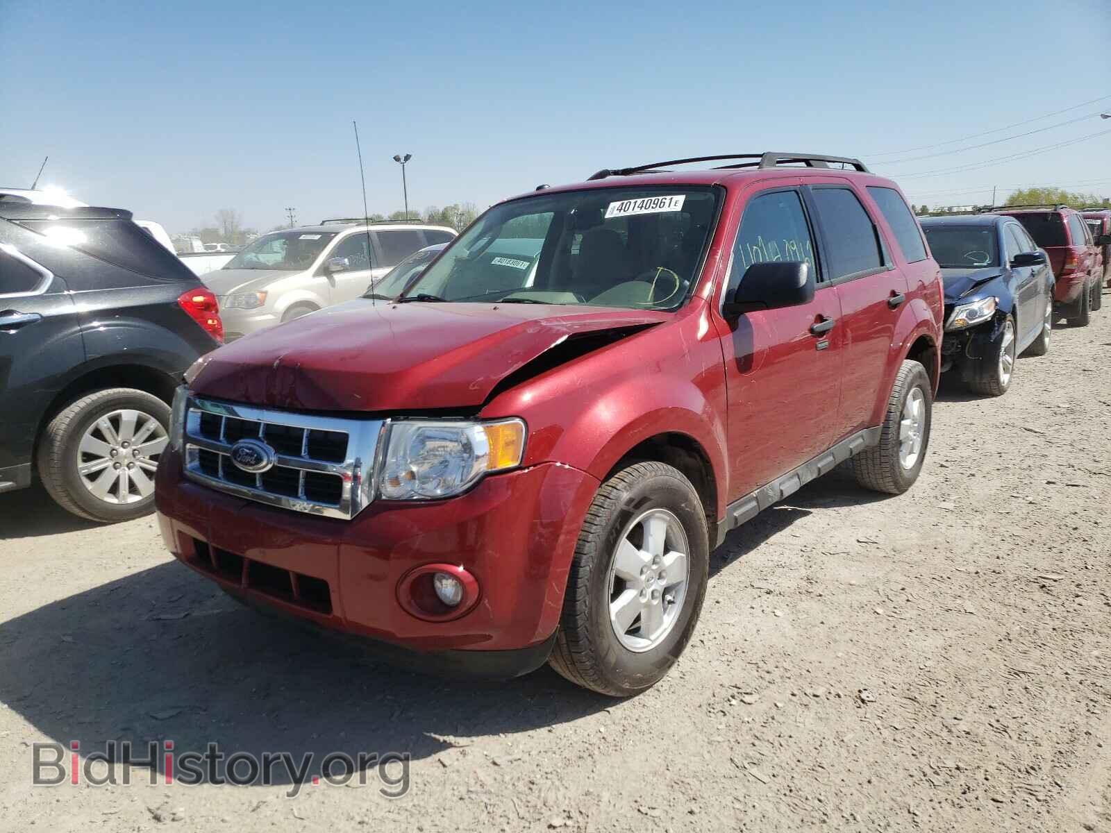 2011 FORD ESCAPE - VIN: 1FMCU9D79BKA05262 - Фото 2