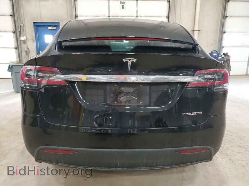 2020 Tesla MODEL X (VIN 5YJXCBE44LF284719) — фото 6 из 13