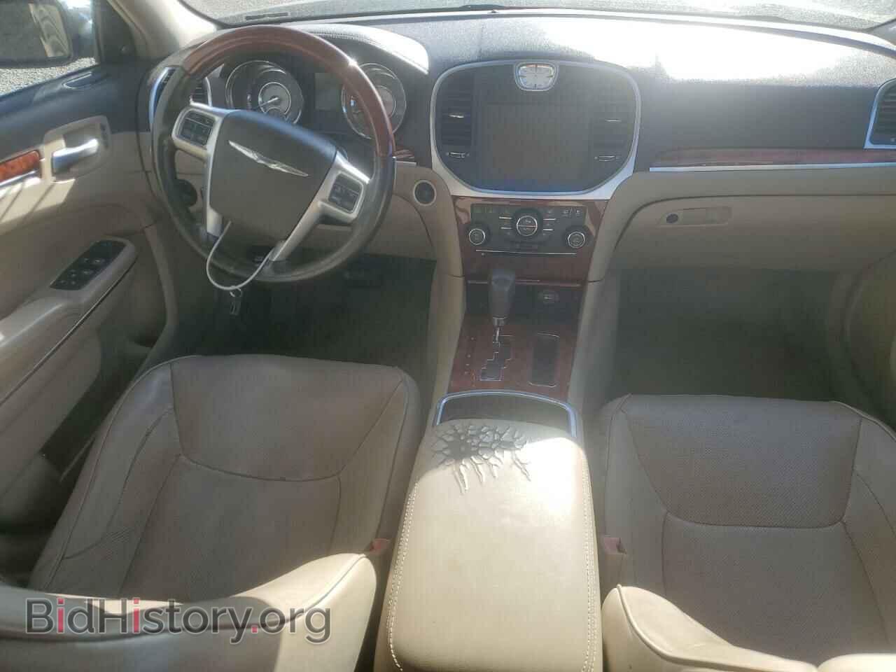 2011 CHRYSLER 300 - VIN: 2C3CA6CT0BH554726 - Photo 8