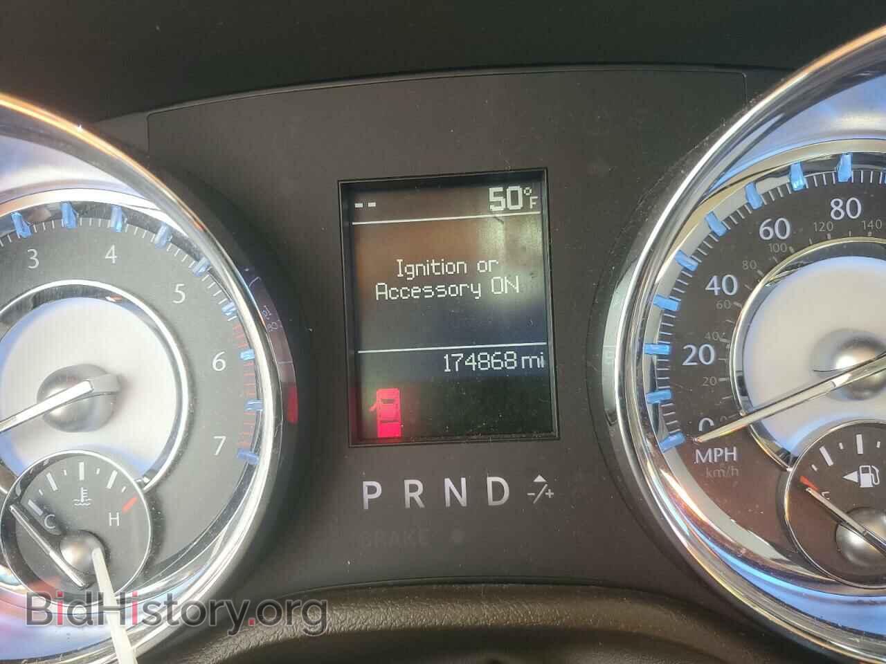 2011 CHRYSLER 300 - VIN: 2C3CA6CT0BH554726 - Photo 9