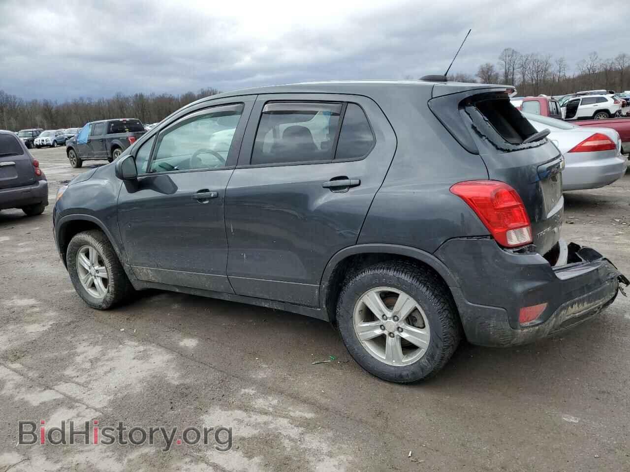 2019 CHEVROLET TRAX - VIN: 3GNCJNSB3KL185437 - Фото 2