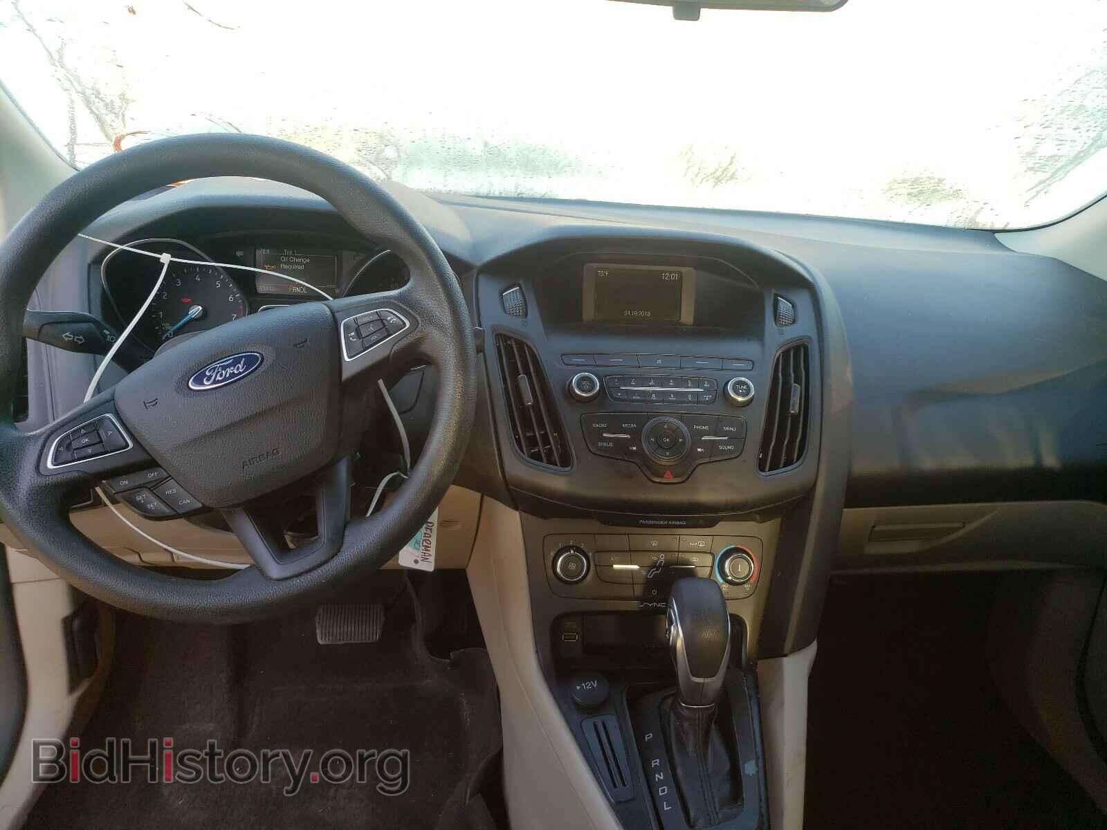 2018 FORD FOCUS - VIN: 1FADP3F25JL324123 - Фото 9