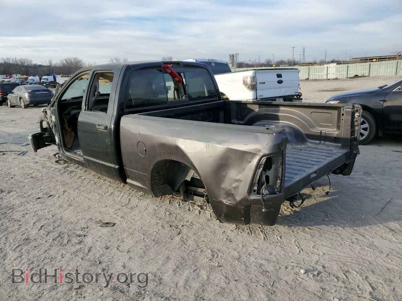 2018 RAM 1500 - VIN: 1C6RR6FG5JS341153 - Фото 2