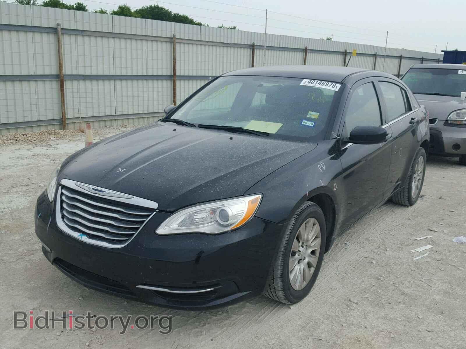 2014 CHRYSLER 200 - VIN: 1C3CCBABXEN213391 - Фото 2