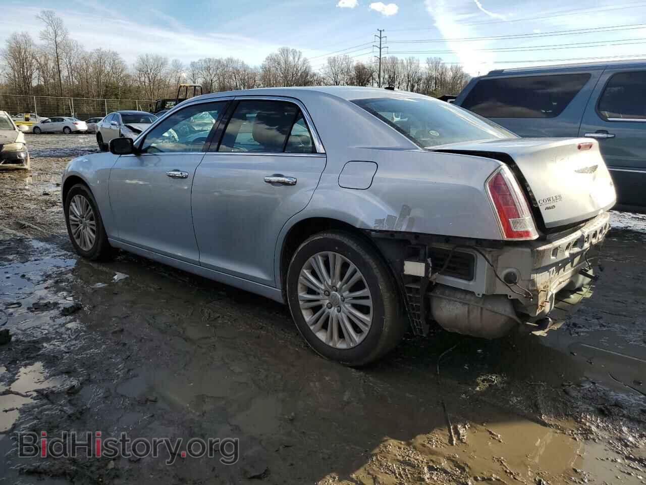 2013 CHRYSLER 300 - VIN: 2C3CCAKG3DH708463 - Фото 2