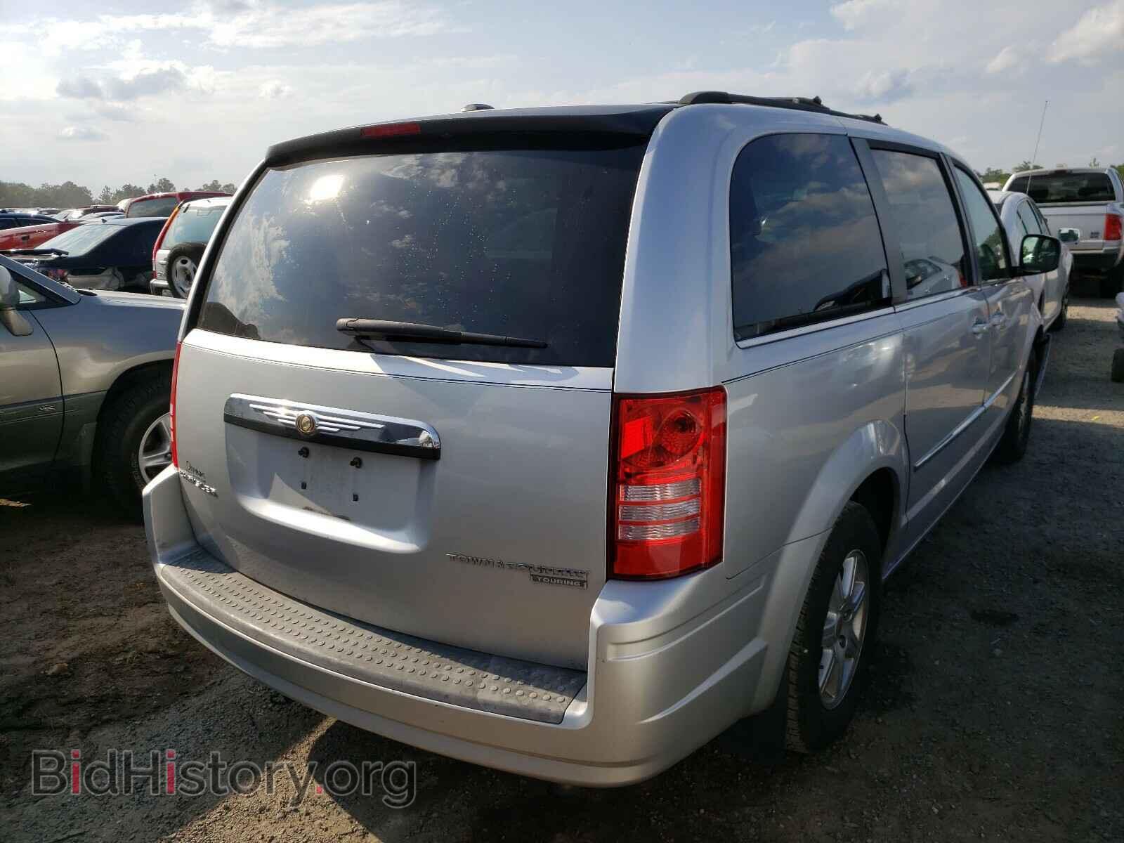 2010 CHRYSLER MINIVAN - VIN: 2A4RR5D13AR103007 - Фото 4