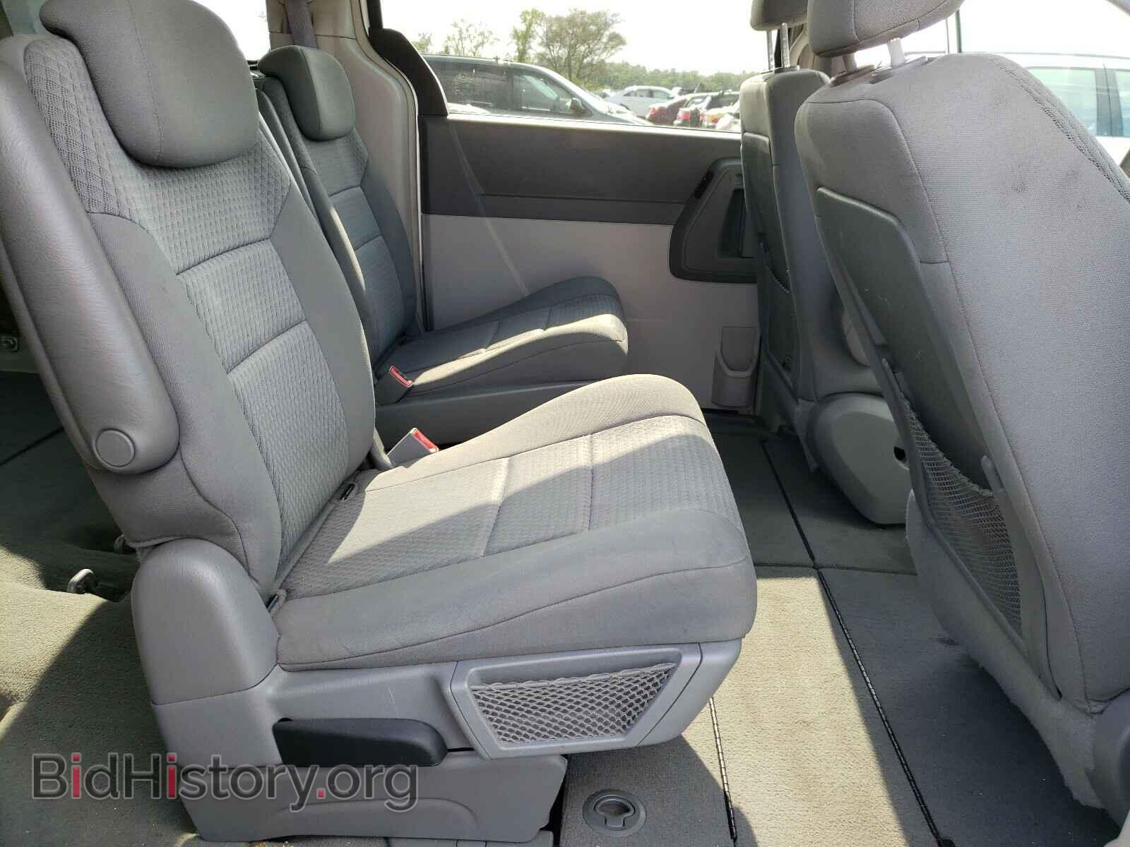 2010 CHRYSLER MINIVAN - VIN: 2A4RR5D13AR103007 - Фото 6