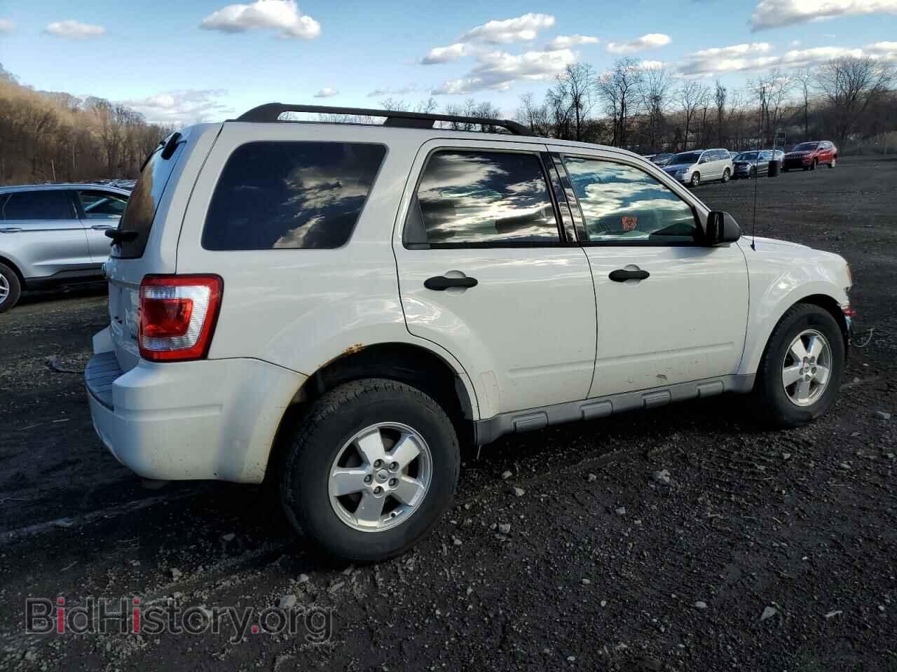 2010 FORD ESCAPE - VIN: 1FMCU9DG5AKC81372 - Фото 3