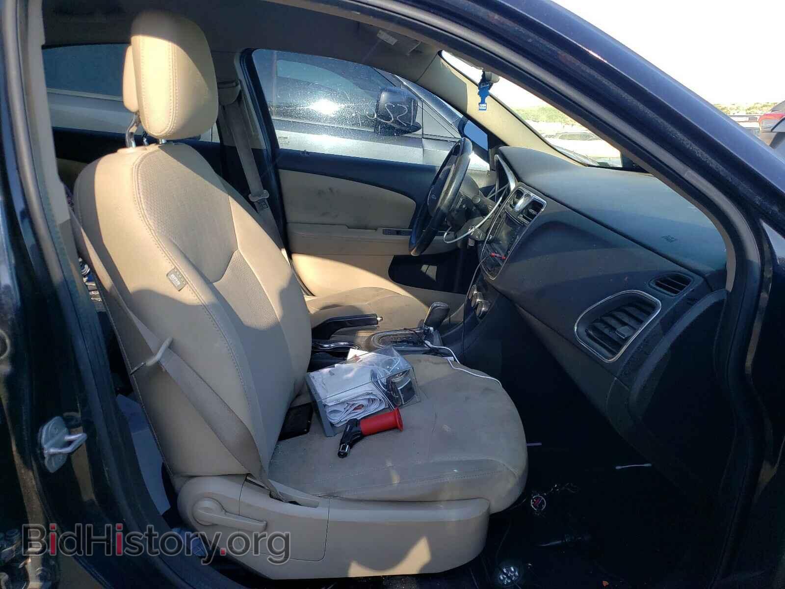 2011 CHRYSLER 200 - VIN: 1C3BC1FG3BN520309 - Фото 5